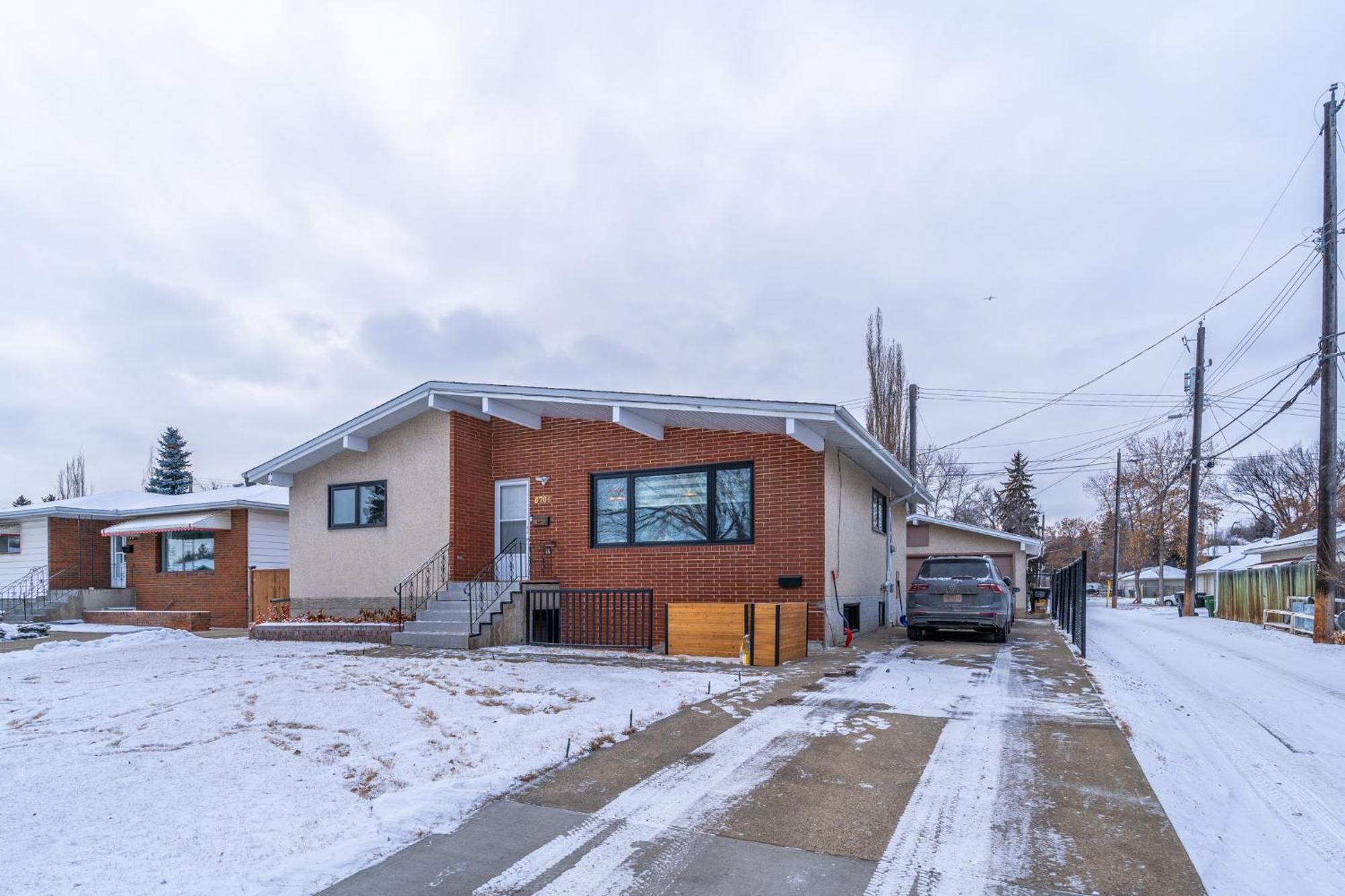 Central Edmonton Family Friendly Home 외부 사진